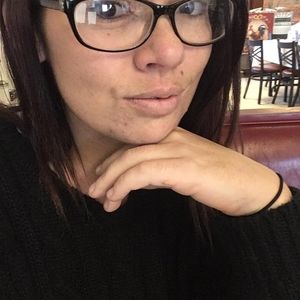 Meet your Posher, Ashaley
